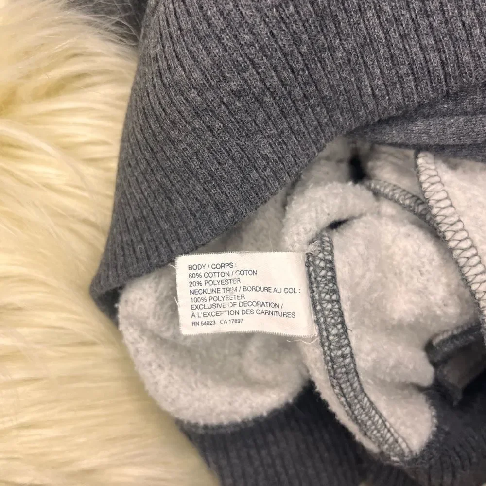Gapkids grey fur collared grey sweatshirt jacket sz small 6-7